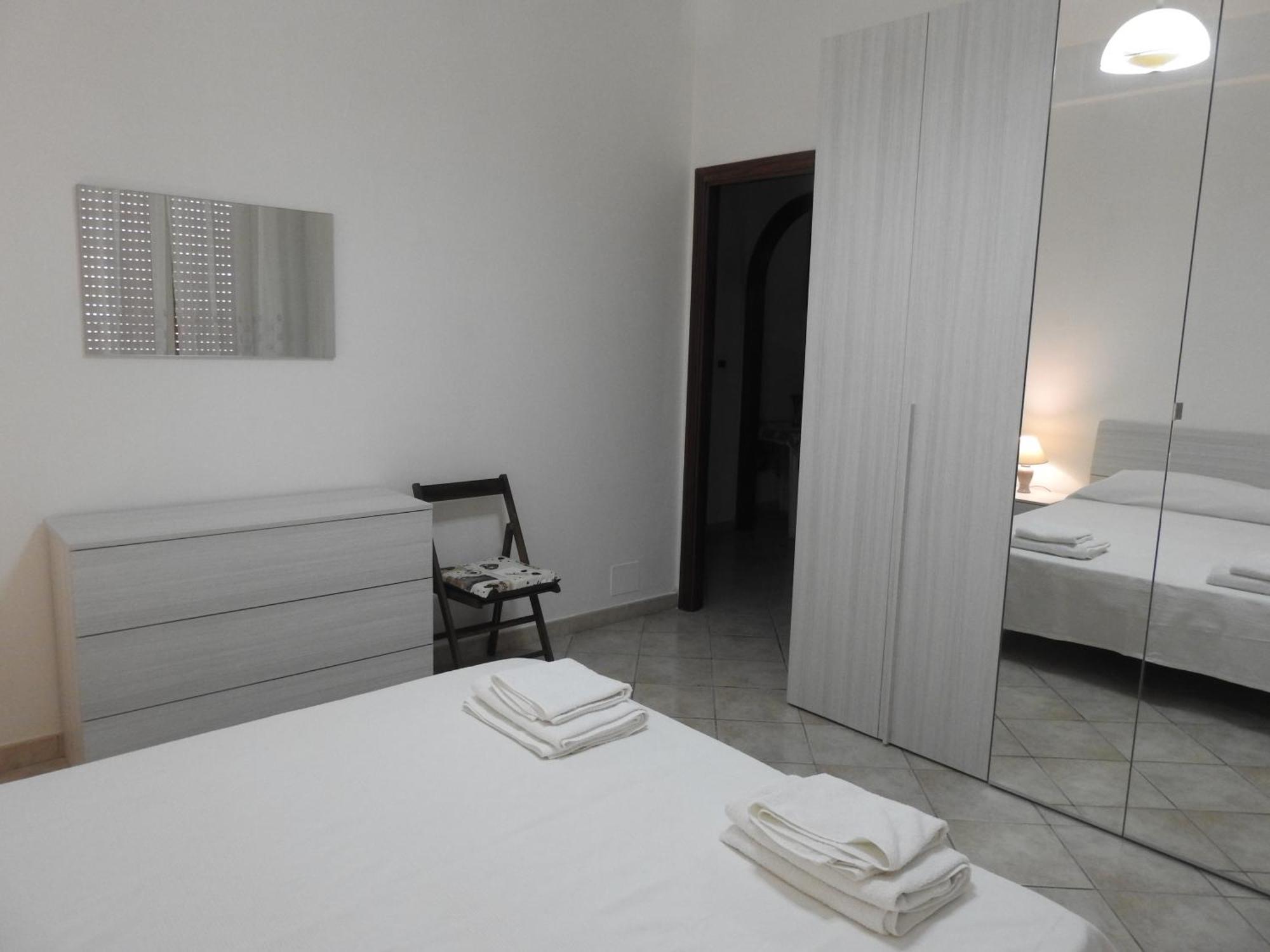 Leonardo Apartment Capaci Exterior foto